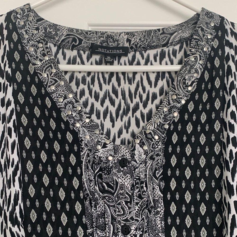 Notations Blouse - Picture 5 of 8